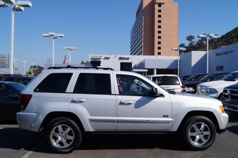 Jeep Grand Cherokee 2009 photo 2