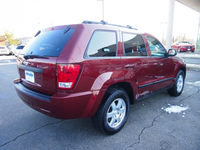 Jeep Grand Cherokee 2009 photo 4