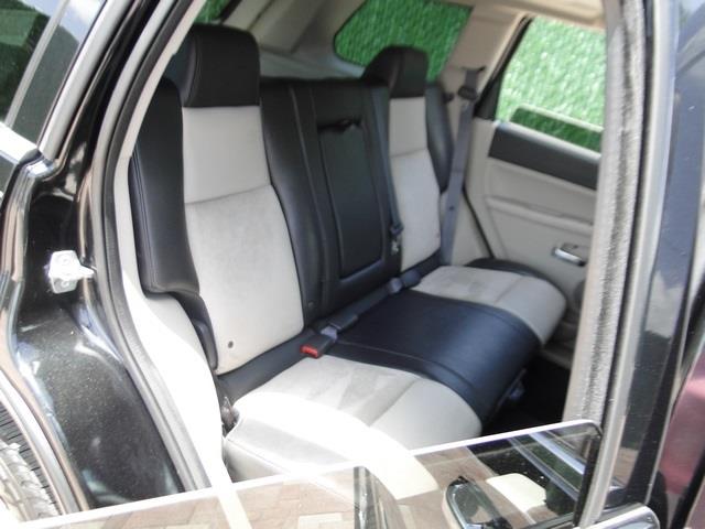 Jeep Grand Cherokee 2010 photo 2