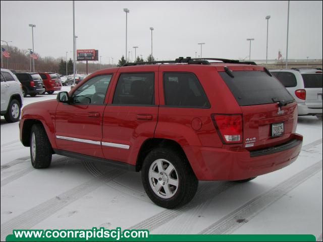 Jeep Grand Cherokee 2010 photo 2