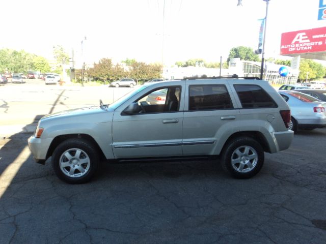 Jeep Grand Cherokee 2010 photo 11