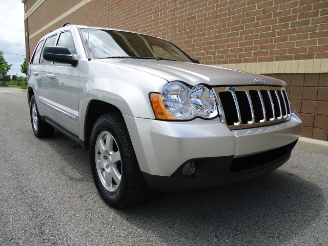 Jeep Grand Cherokee 2010 photo 1