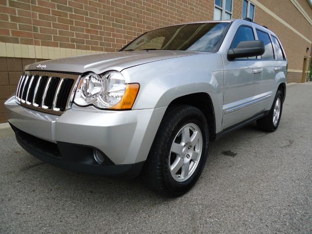 Jeep Grand Cherokee 2010 photo 4