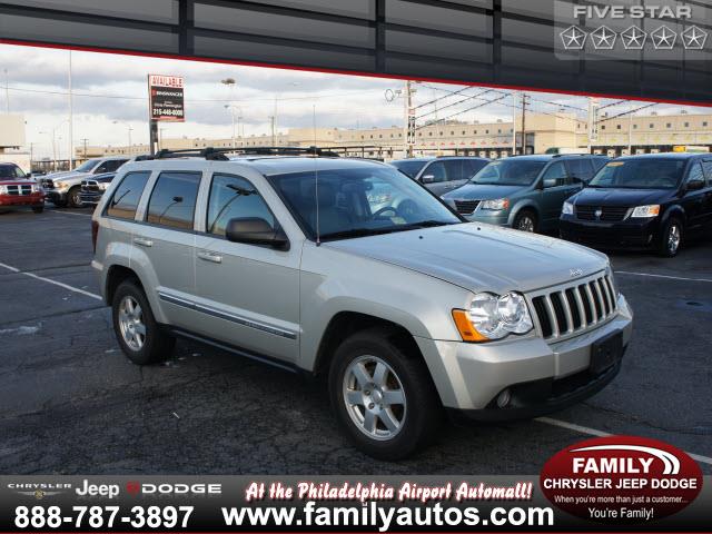 Jeep Grand Cherokee 2010 photo 1