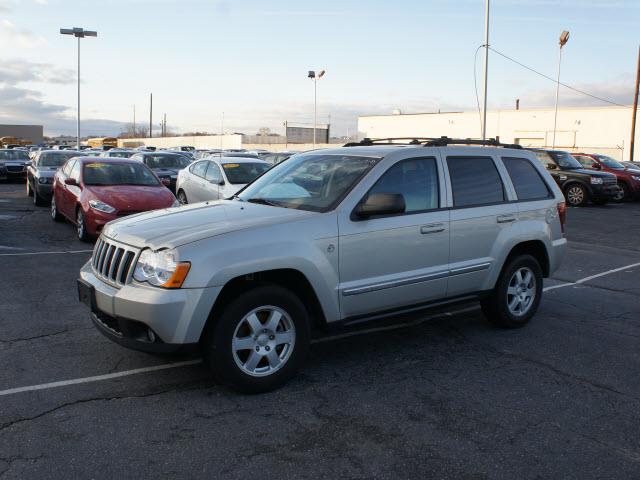 Jeep Grand Cherokee 2010 photo 2