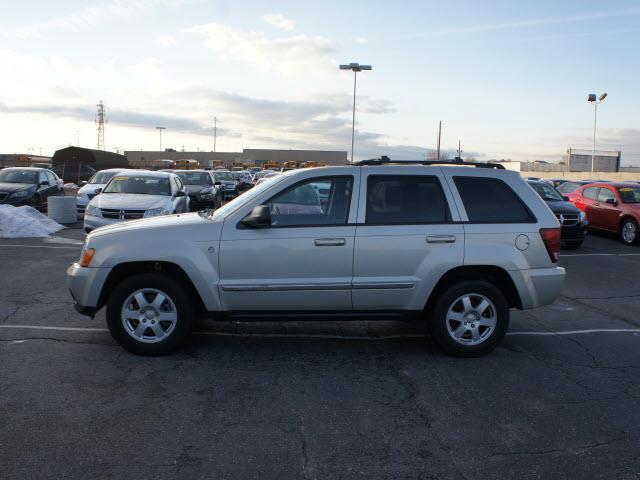 Jeep Grand Cherokee 2010 photo 3