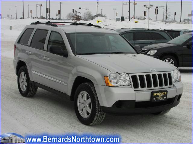 Jeep Grand Cherokee 2010 photo 3