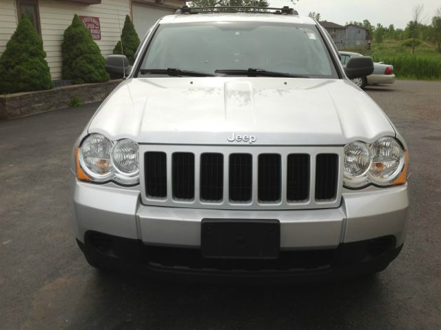 Jeep Grand Cherokee 2010 photo 1