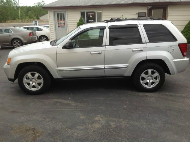 Jeep Grand Cherokee 2010 photo 10