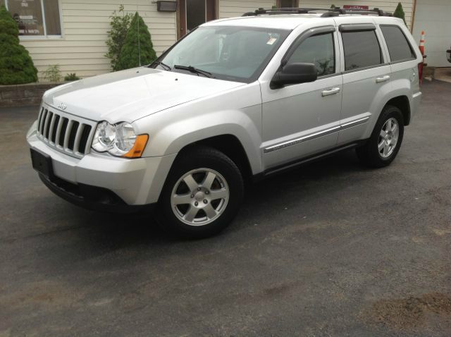 Jeep Grand Cherokee 2010 photo 11