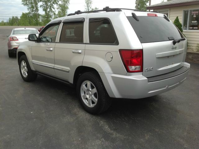 Jeep Grand Cherokee 2010 photo 8