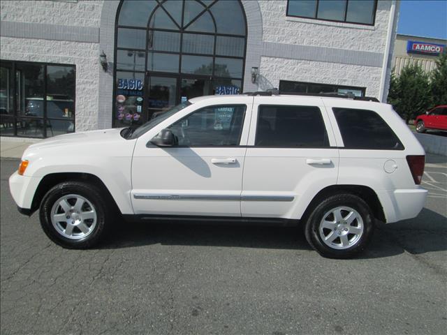 Jeep Grand Cherokee 2010 photo 1