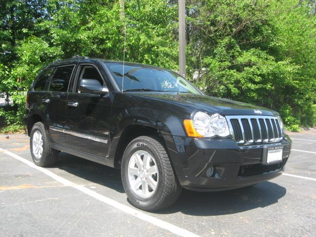 Jeep Grand Cherokee 2010 photo 1