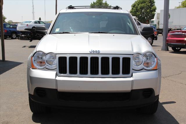 Jeep Grand Cherokee 2010 photo 4