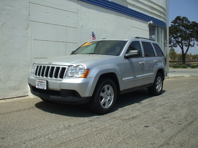 Jeep Grand Cherokee Sedan 4dr SUV