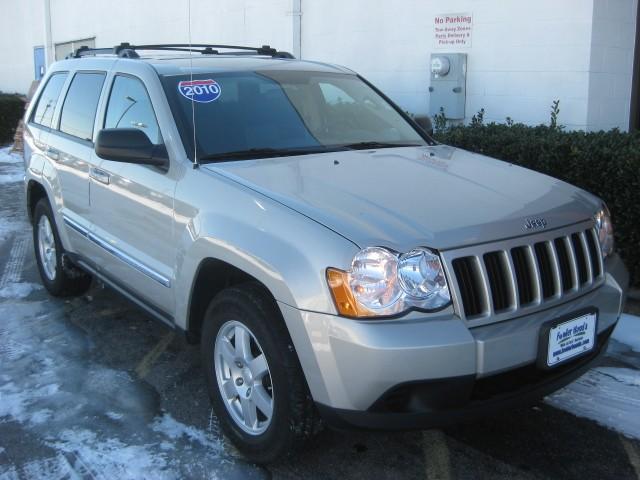 Jeep Grand Cherokee 2010 photo 2