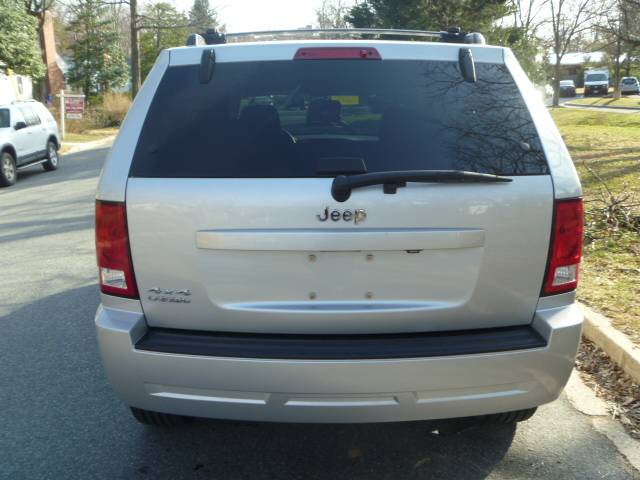 Jeep Grand Cherokee 2010 photo 1