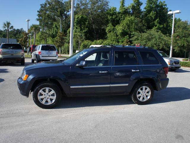 Jeep Grand Cherokee 2010 photo 16