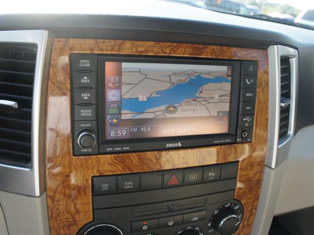 Jeep Grand Cherokee 2010 photo 6