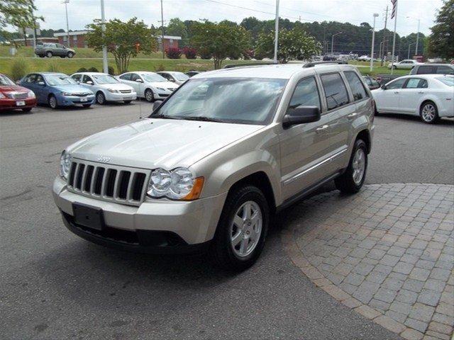 Jeep Grand Cherokee 2010 photo 2