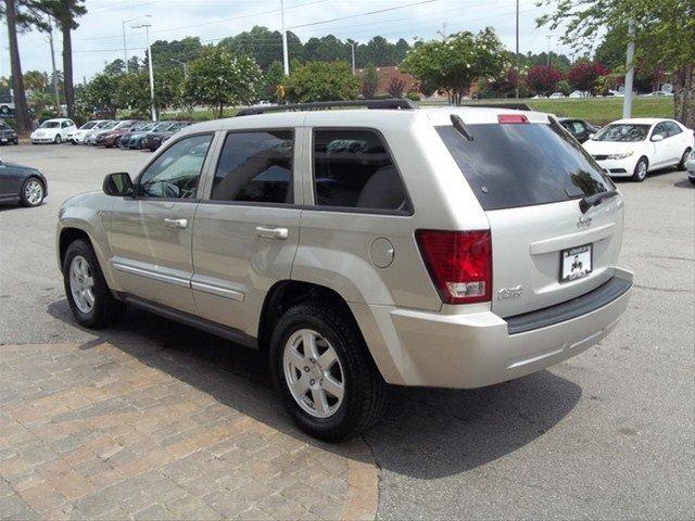 Jeep Grand Cherokee 2010 photo 4