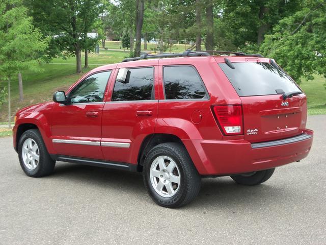 Jeep Grand Cherokee LS SUV