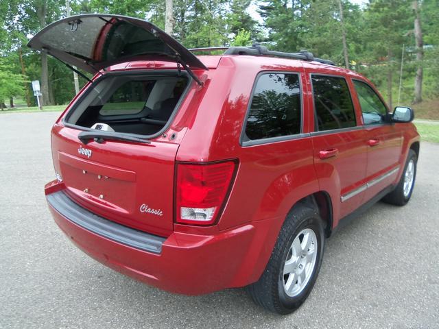 Jeep Grand Cherokee 2010 photo 13