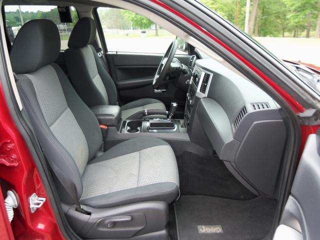 Jeep Grand Cherokee 2010 photo 15