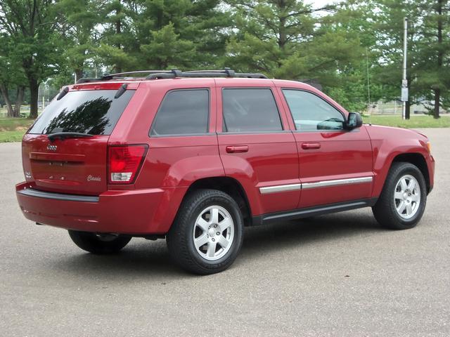 Jeep Grand Cherokee 2010 photo 17