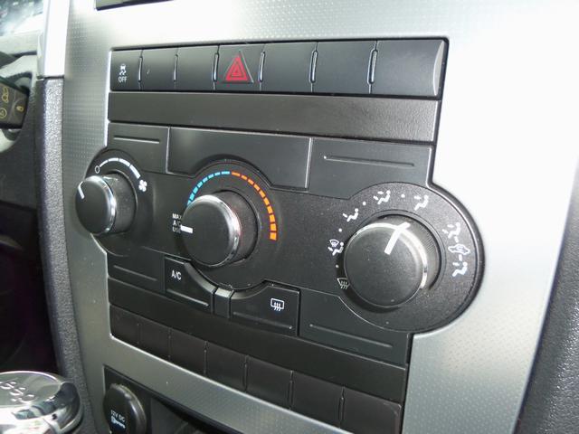 Jeep Grand Cherokee 2010 photo 20