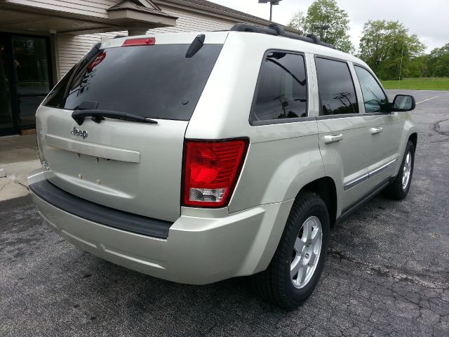 Jeep Grand Cherokee 2010 photo 2