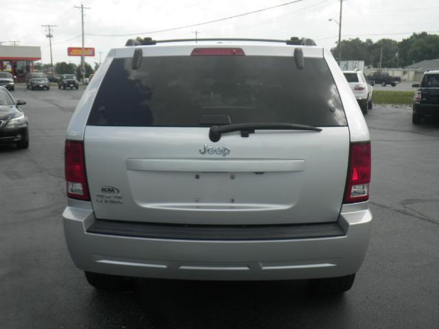 Jeep Grand Cherokee 2010 photo 1