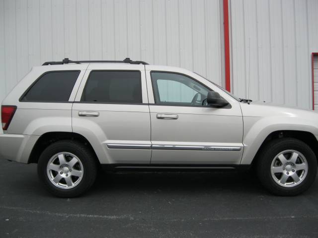 Jeep Grand Cherokee LS Sport Utility