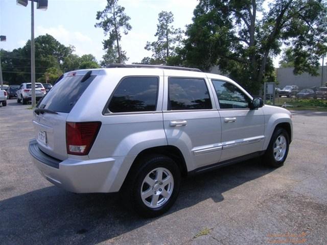 Jeep Grand Cherokee 2010 photo 2