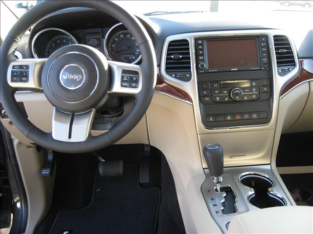 Jeep Grand Cherokee 2011 photo 5