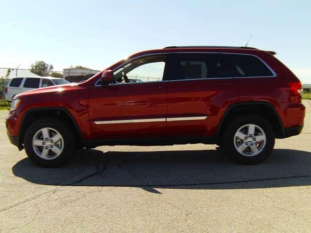 Jeep Grand Cherokee 2011 photo 3