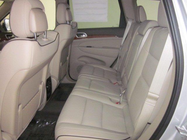 Jeep Grand Cherokee 2011 photo 4