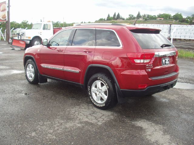 Jeep Grand Cherokee 2011 photo 4