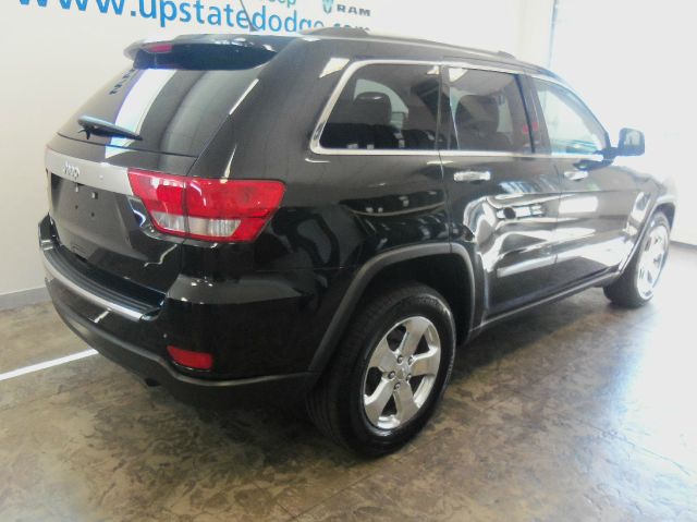 Jeep Grand Cherokee 2011 photo 16