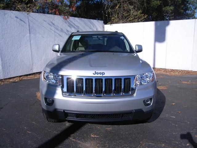 Jeep Grand Cherokee 2011 photo 1