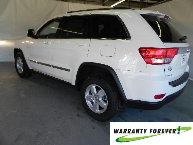 Jeep Grand Cherokee 2011 photo 2