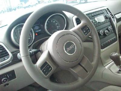 Jeep Grand Cherokee 2011 photo 5