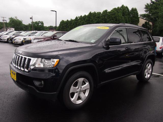 Jeep Grand Cherokee 2011 photo 2