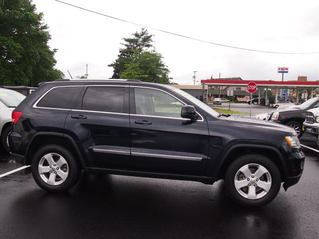 Jeep Grand Cherokee 2011 photo 3