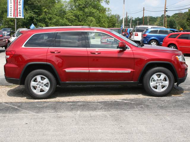 Jeep Grand Cherokee 2011 photo 3