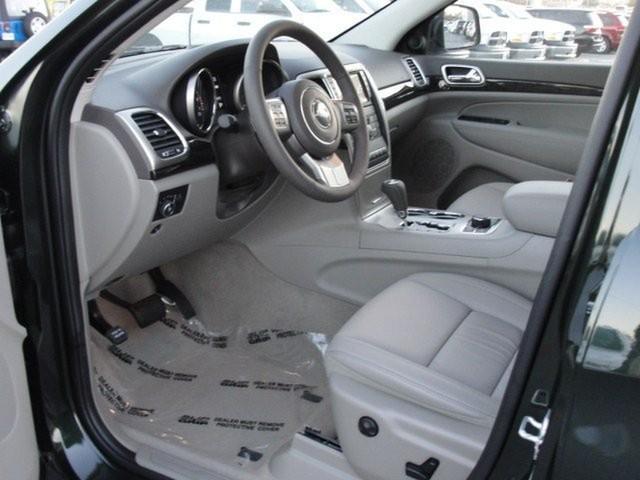 Jeep Grand Cherokee 2011 photo 4