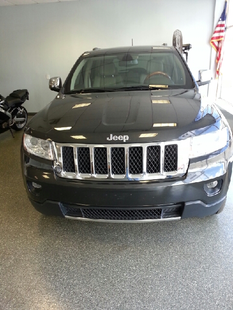 Jeep Grand Cherokee 2011 photo 4