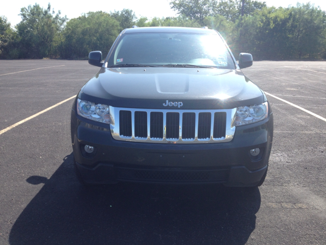 Jeep Grand Cherokee Sedan 4dr SUV