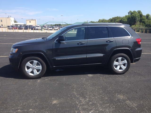 Jeep Grand Cherokee 2011 photo 1