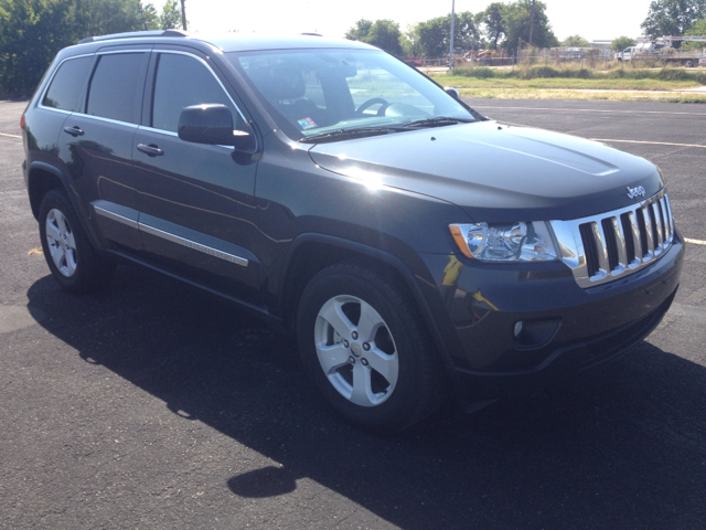 Jeep Grand Cherokee 2011 photo 2